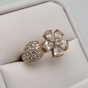 Floral Leaf Cluster Ring Gold and Silver Affordable Jewelry Size 8